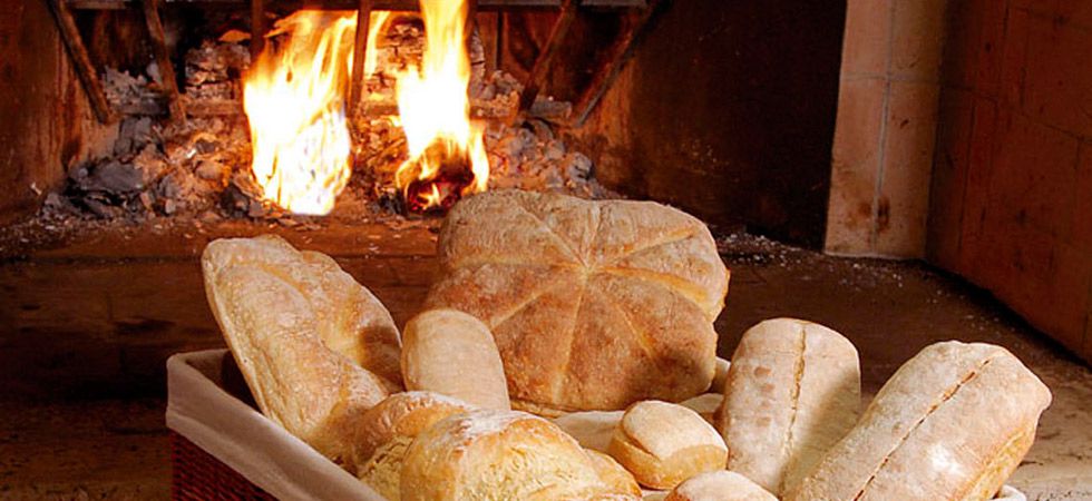 WOOD-FIRED BREAD OVENS